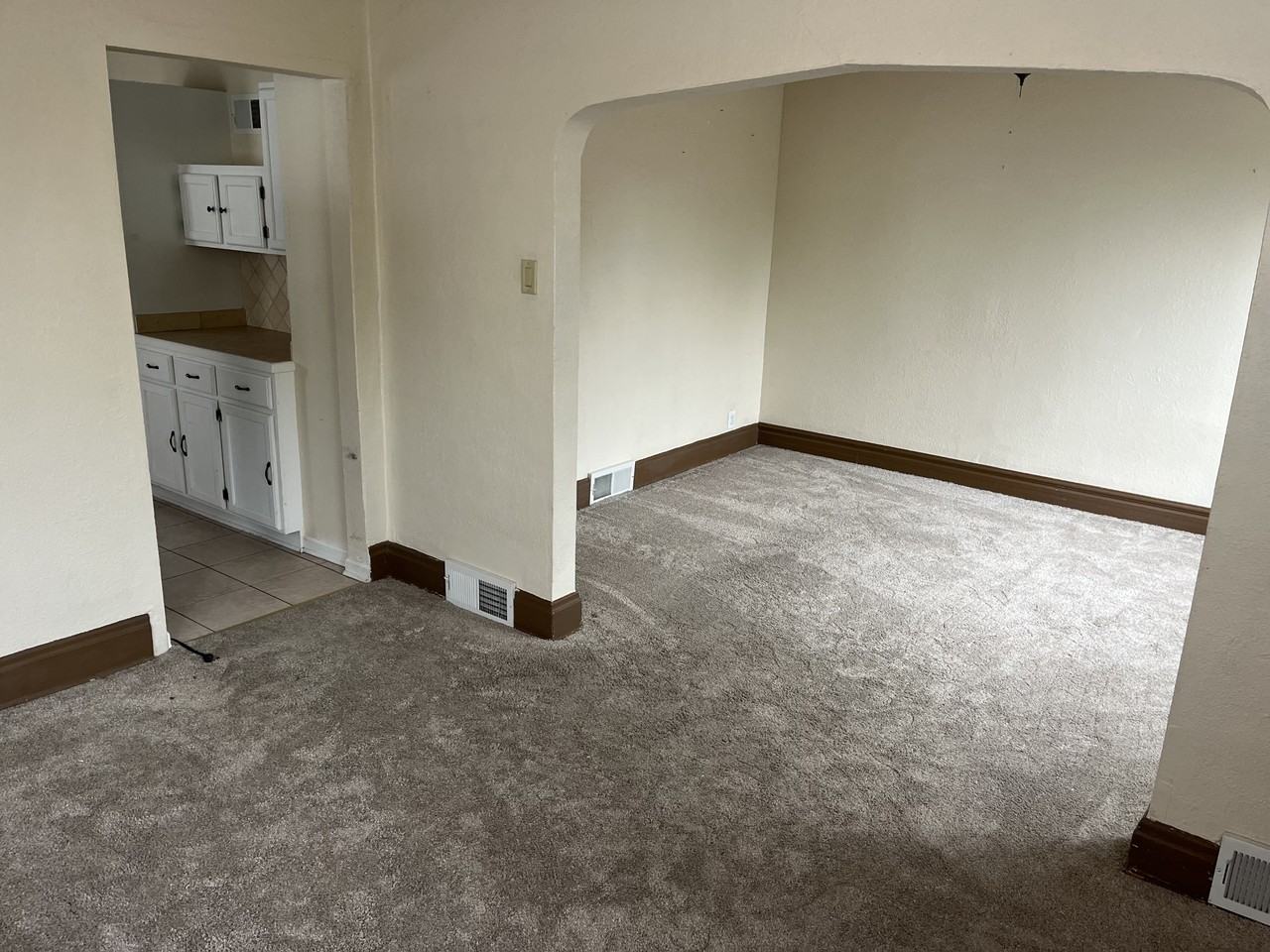 6411 W Mitchell St #6411 - Photo 4 of 13