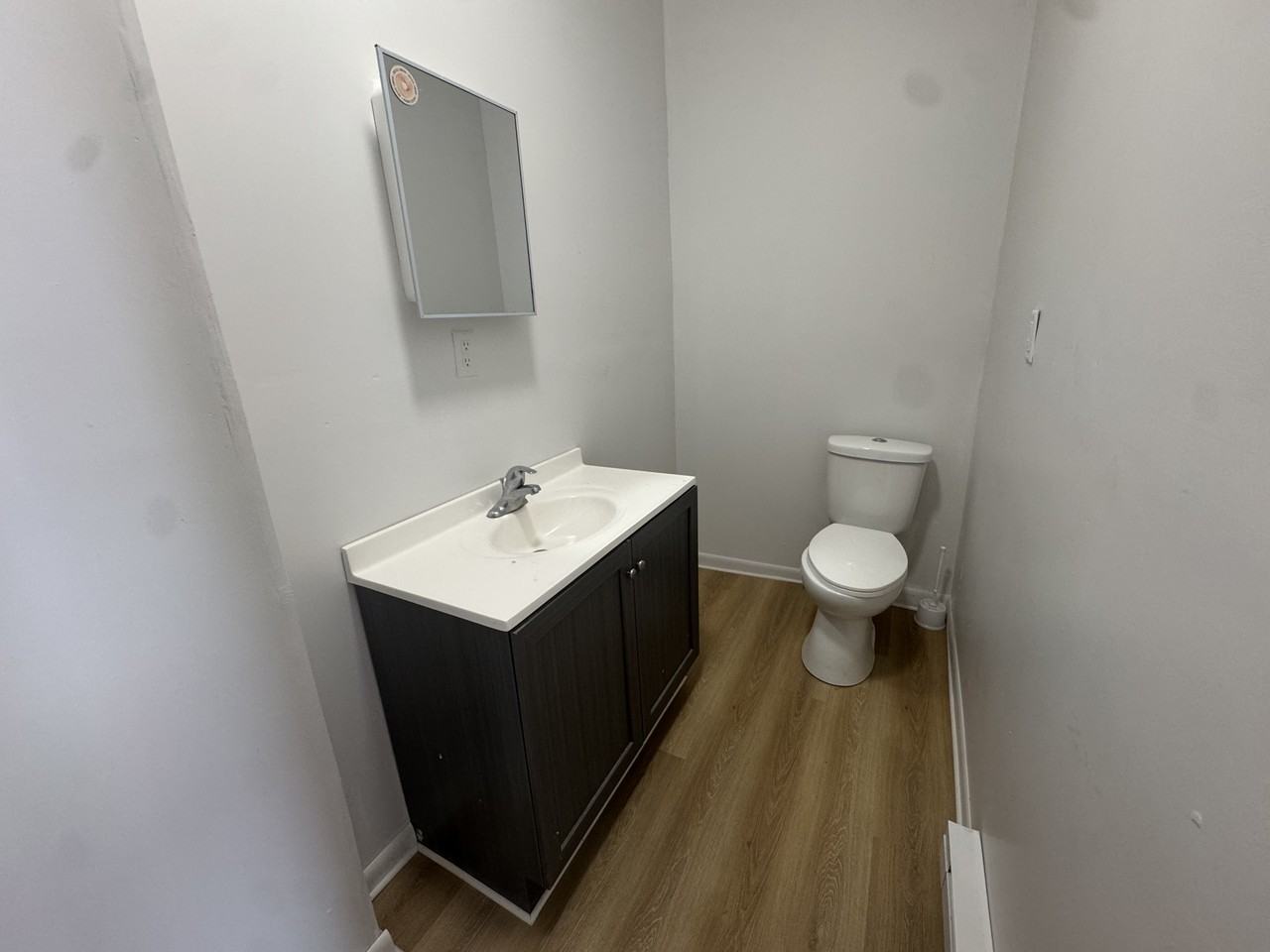 723 W Jefferson St #1 - Photo 6 of 6