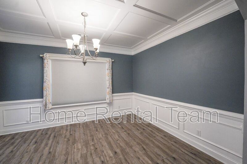 425 Wicklow Dr - Photo 5 of 29