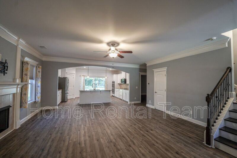 425 Wicklow Dr - Photo 6 of 29