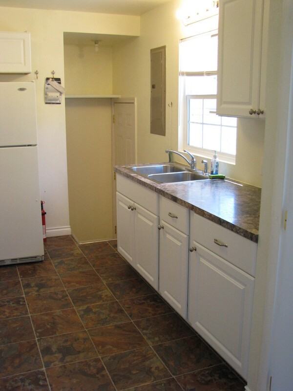 1317 Perkins Ave - Photo 5 of 9