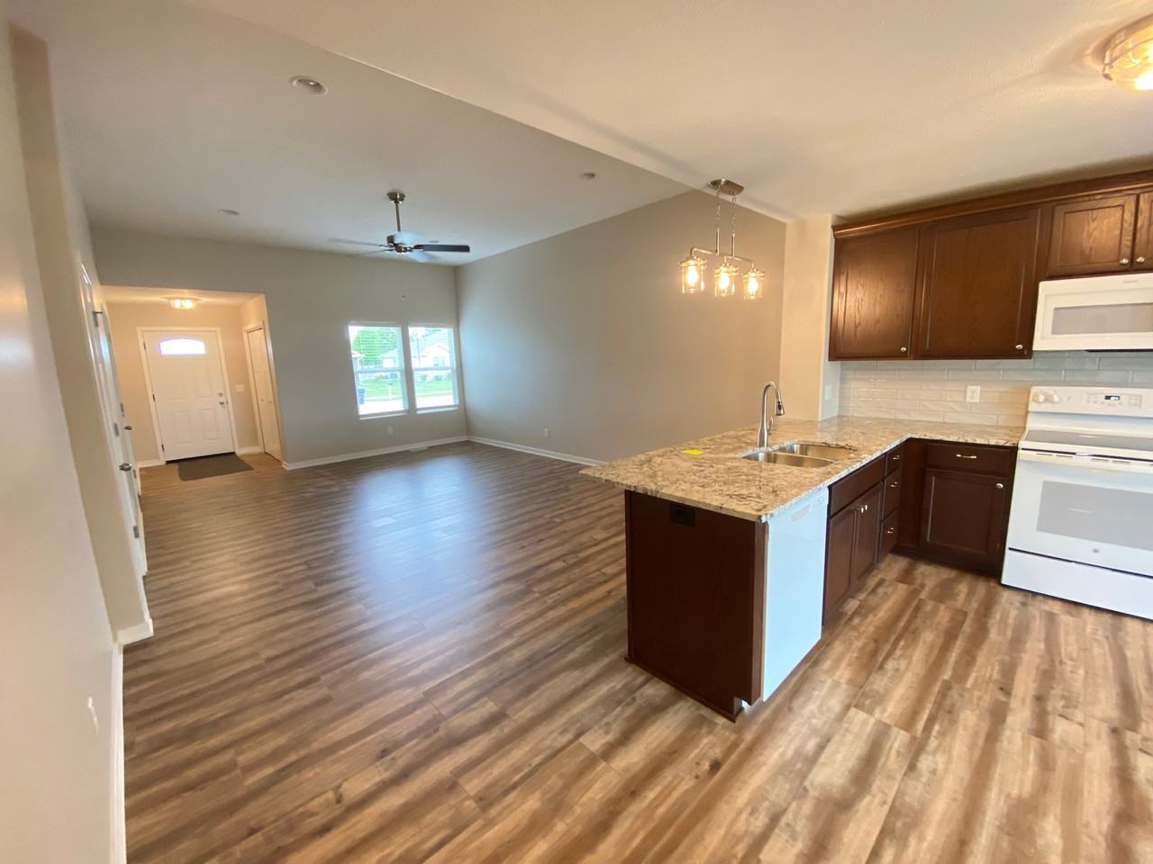 978 Kate Ave #1 - Photo 4 of 19
