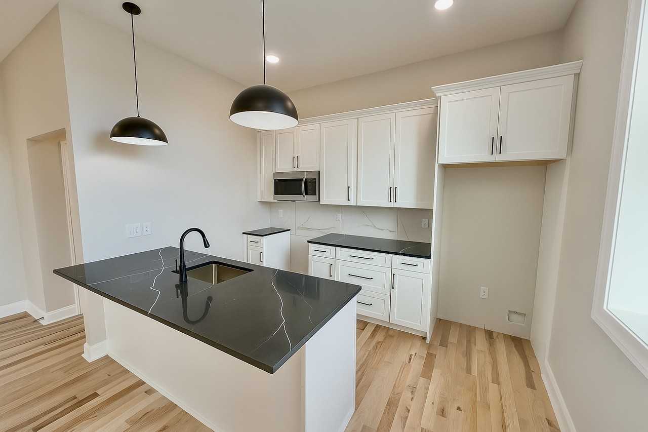 434 Lackawanna Ave #204 - Photo 2 of 7