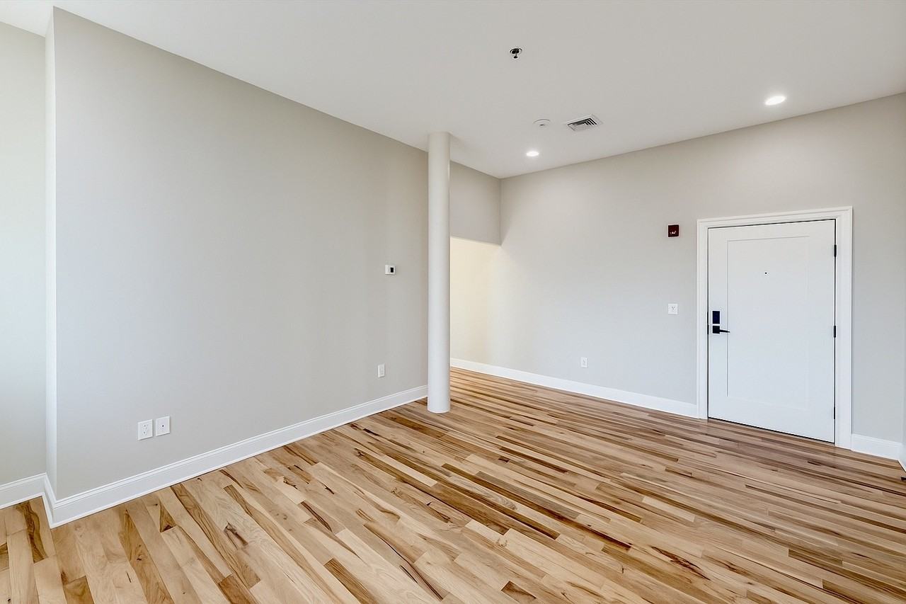 434 Lackawanna Ave #204 - Photo 4 of 7