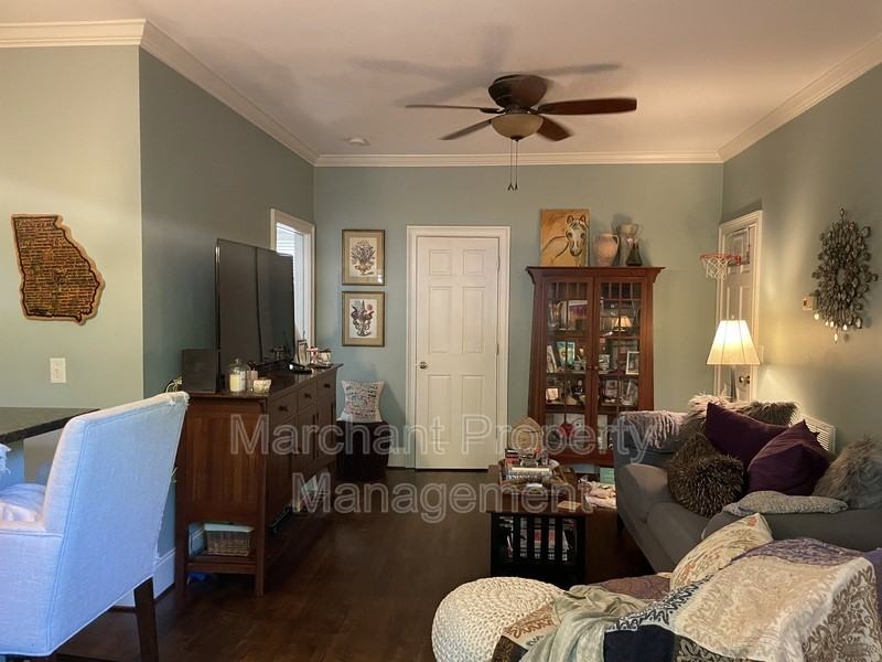 708 Bennett St #A - Photo 3 of 11