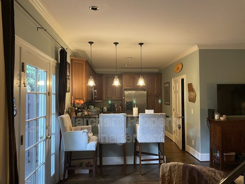 708 Bennett St #A - Photo 5 of 11