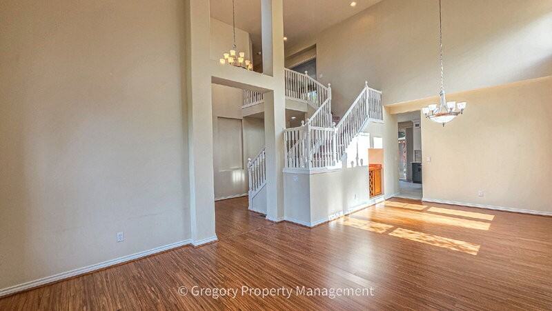 6920 137th Pl Se - Photo 3 of 46