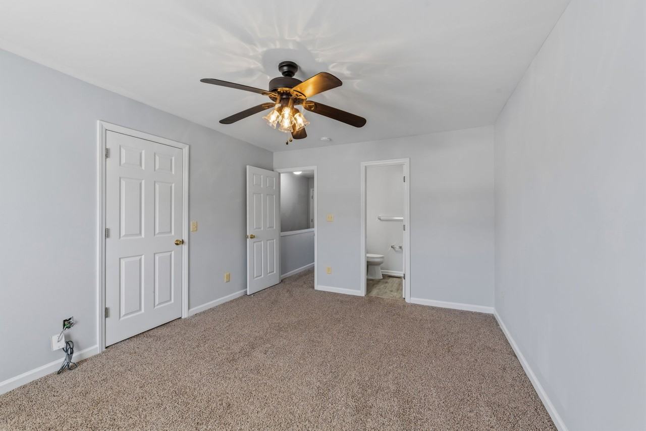 20 Cheltenham Dr - Photo 4 of 20