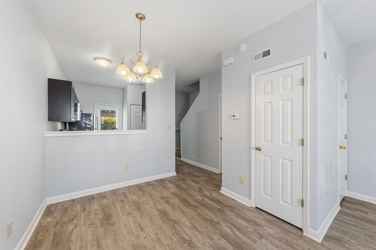20 Cheltenham Dr - Photo 6 of 20