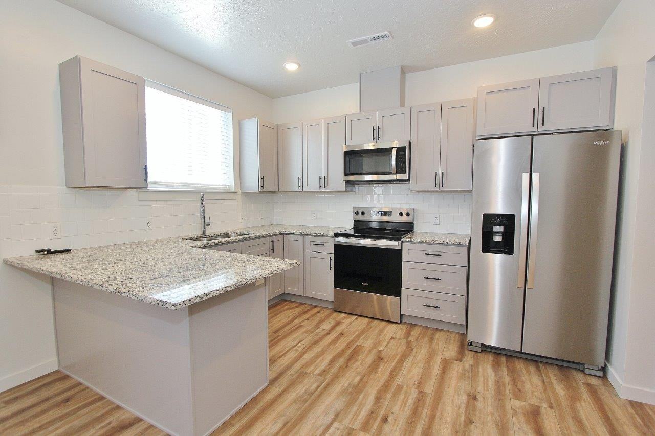 504 S Utah Ave #E - Photo 6 of 30