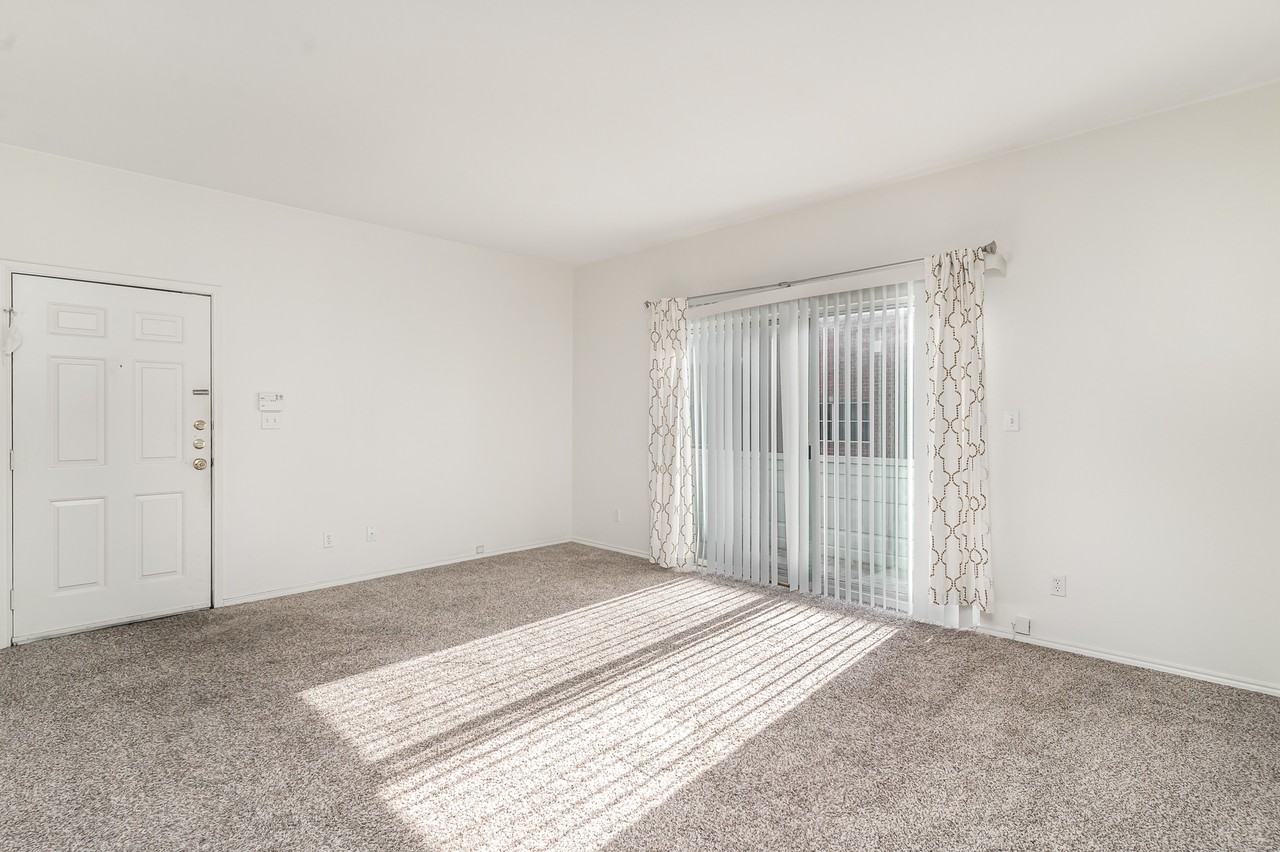 20 Rosedale Ave #20 - Photo 2 of 20