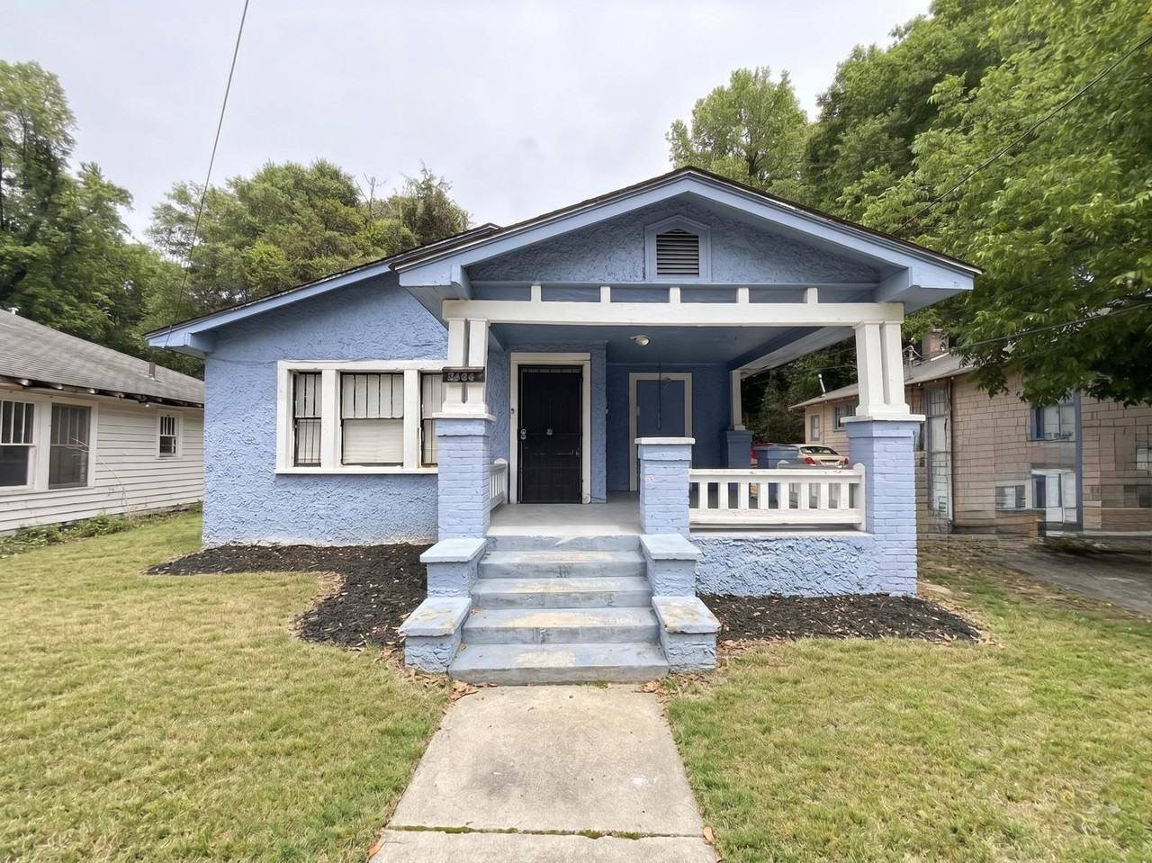 1126 Boulevard - Photo 2 of 8