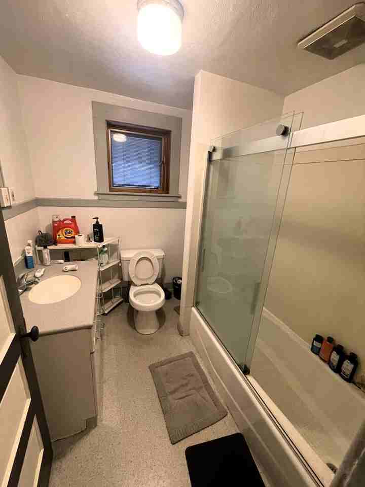 209 S Aurora St - Photo 4 of 15