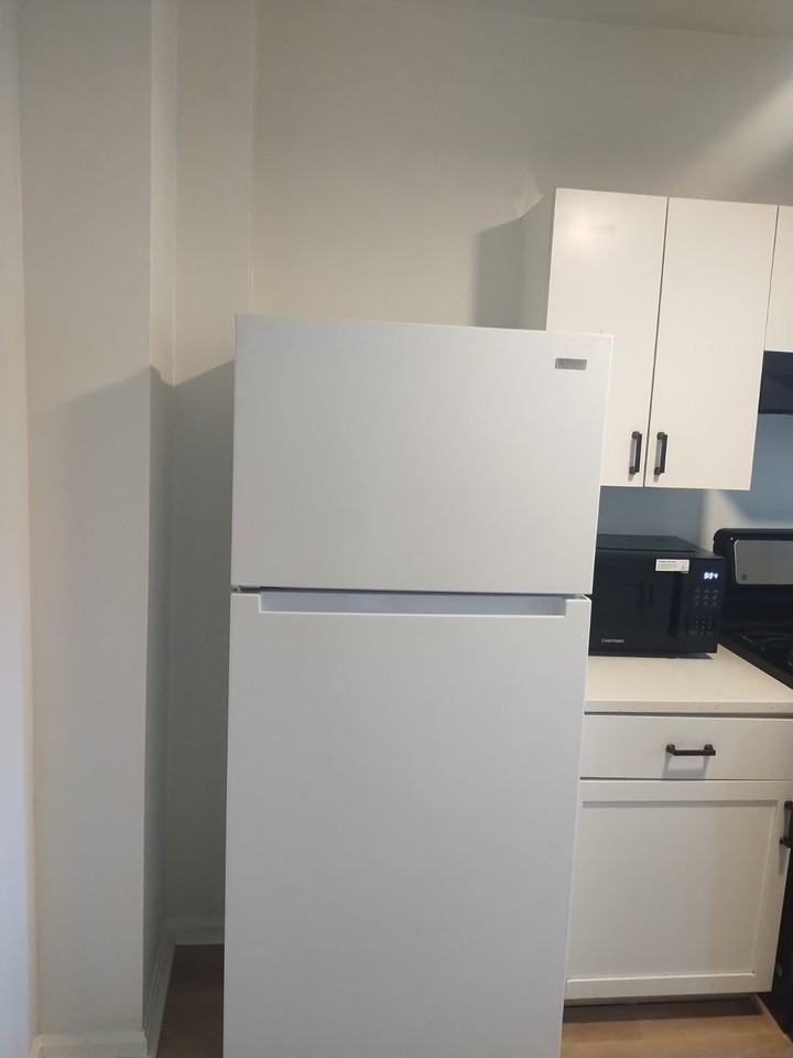 623 N Grantley St - Photo 4 of 29