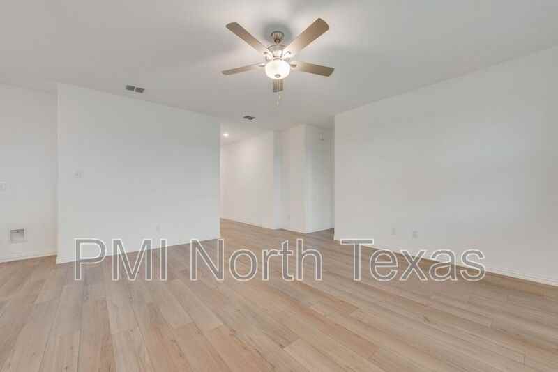 3208 Appleton St - Photo 7 of 24