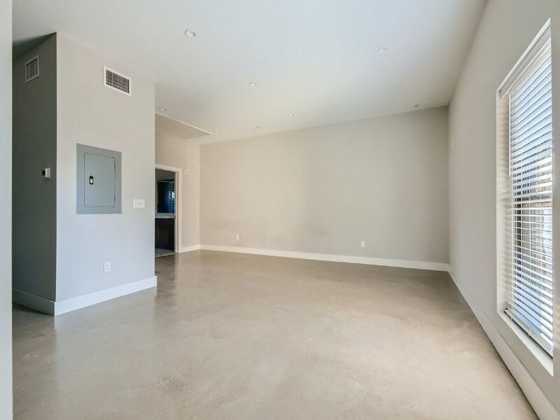 3523 Gonzales St #200 - Photo 3 of 10