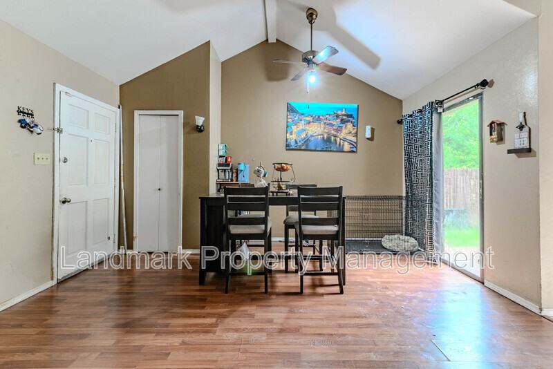 434 Pogue St - Photo 5 of 12