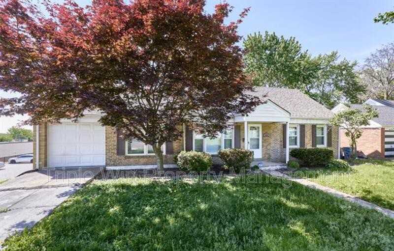 8904 Cozens Ave - Photo 2 of 47