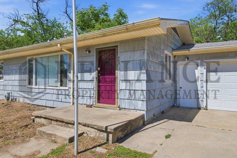 4853 S Madison Ave - Photo 4 of 34