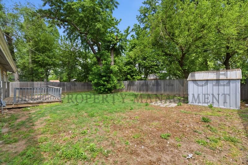 730 N Chipper Ln - Photo 5 of 40