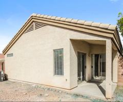 featured image of 16805 E Maplewood Dr