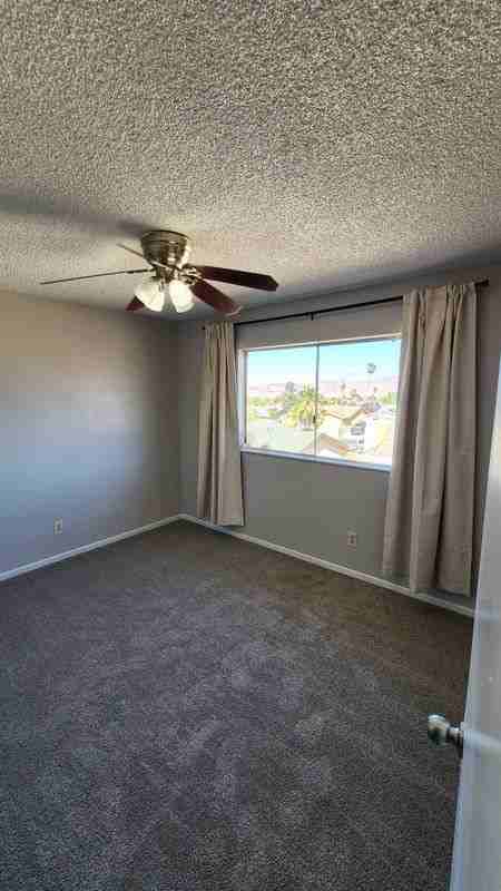 389 Summer Creek Ct - Photo 7 of 12