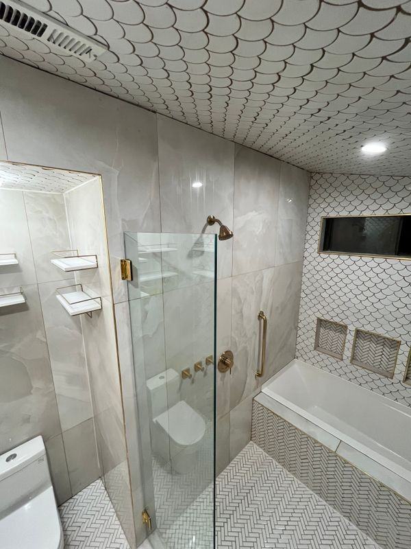 10266 Lake Summit Dr - Photo 2 of 3