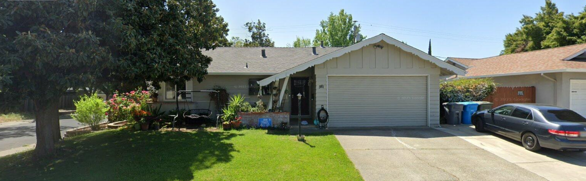 561 Cottonwood St