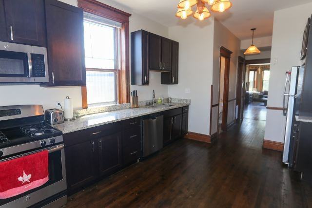 2523 N California Ave #3 - Photo 3 of 20