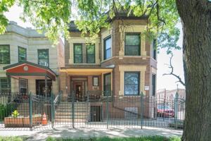 featured image of 2758 N Richmond St #G