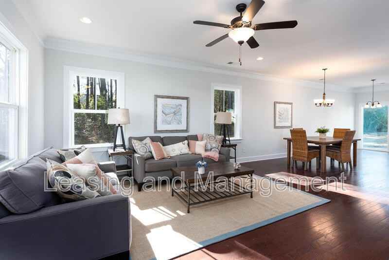 831 Jordan St - Photo 6 of 25
