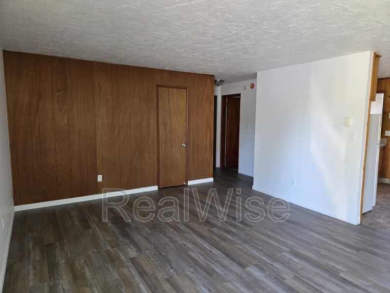 616 Ne Anderson St - Photo 5 of 15