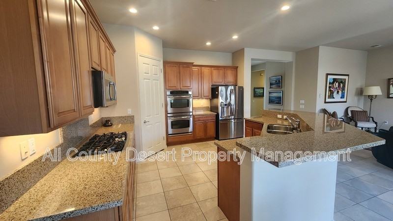 81566 Avenida Sombra - Photo 7 of 28