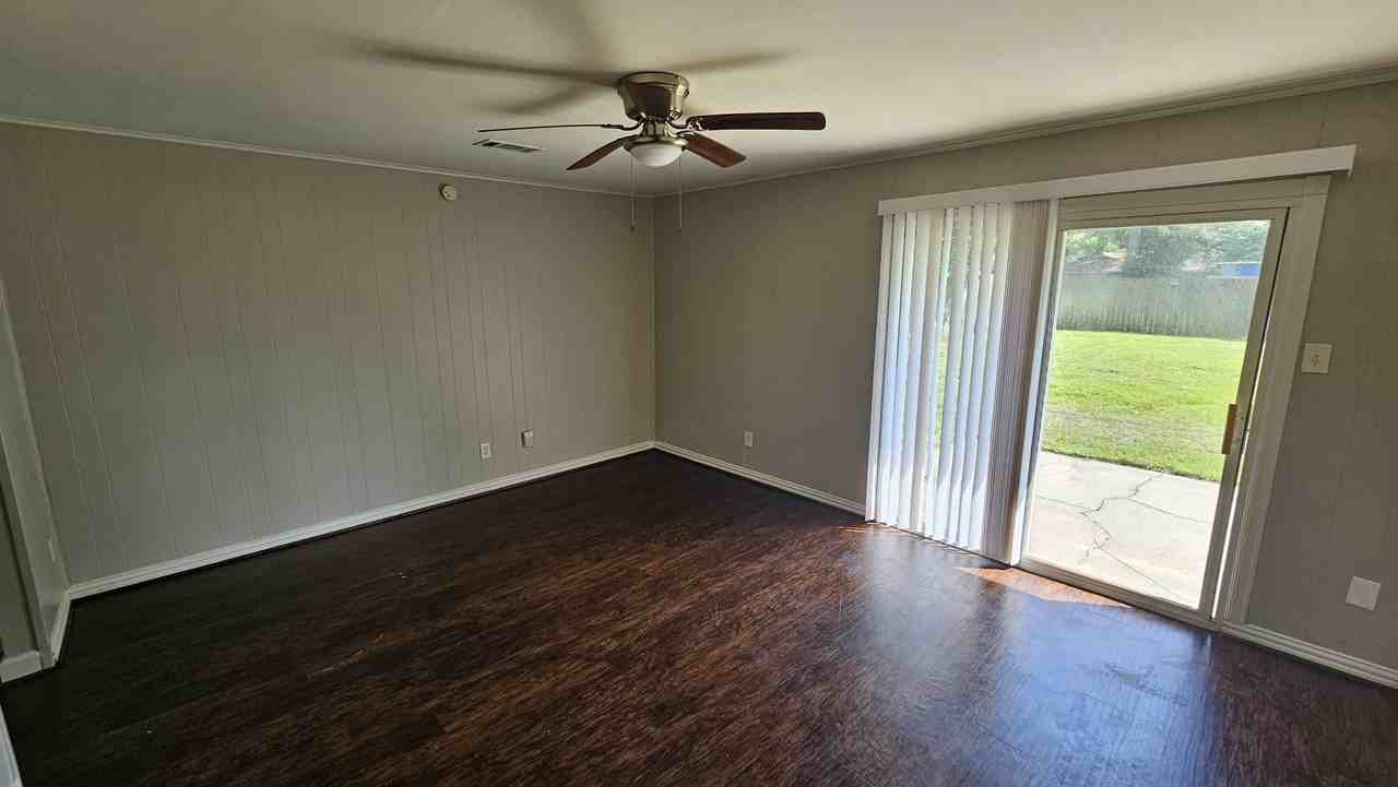 5118 Mauritz Dr - Photo 3 of 22