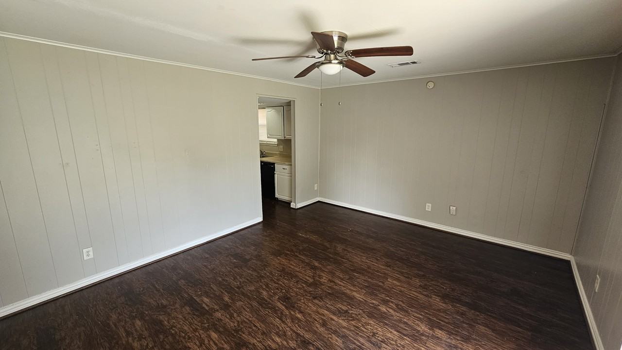 5118 Mauritz Dr - Photo 4 of 22