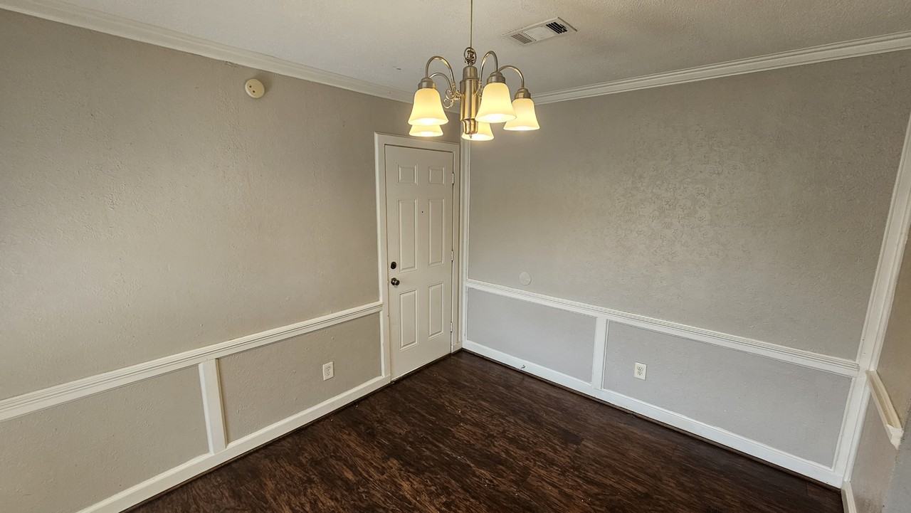 5118 Mauritz Dr - Photo 5 of 22