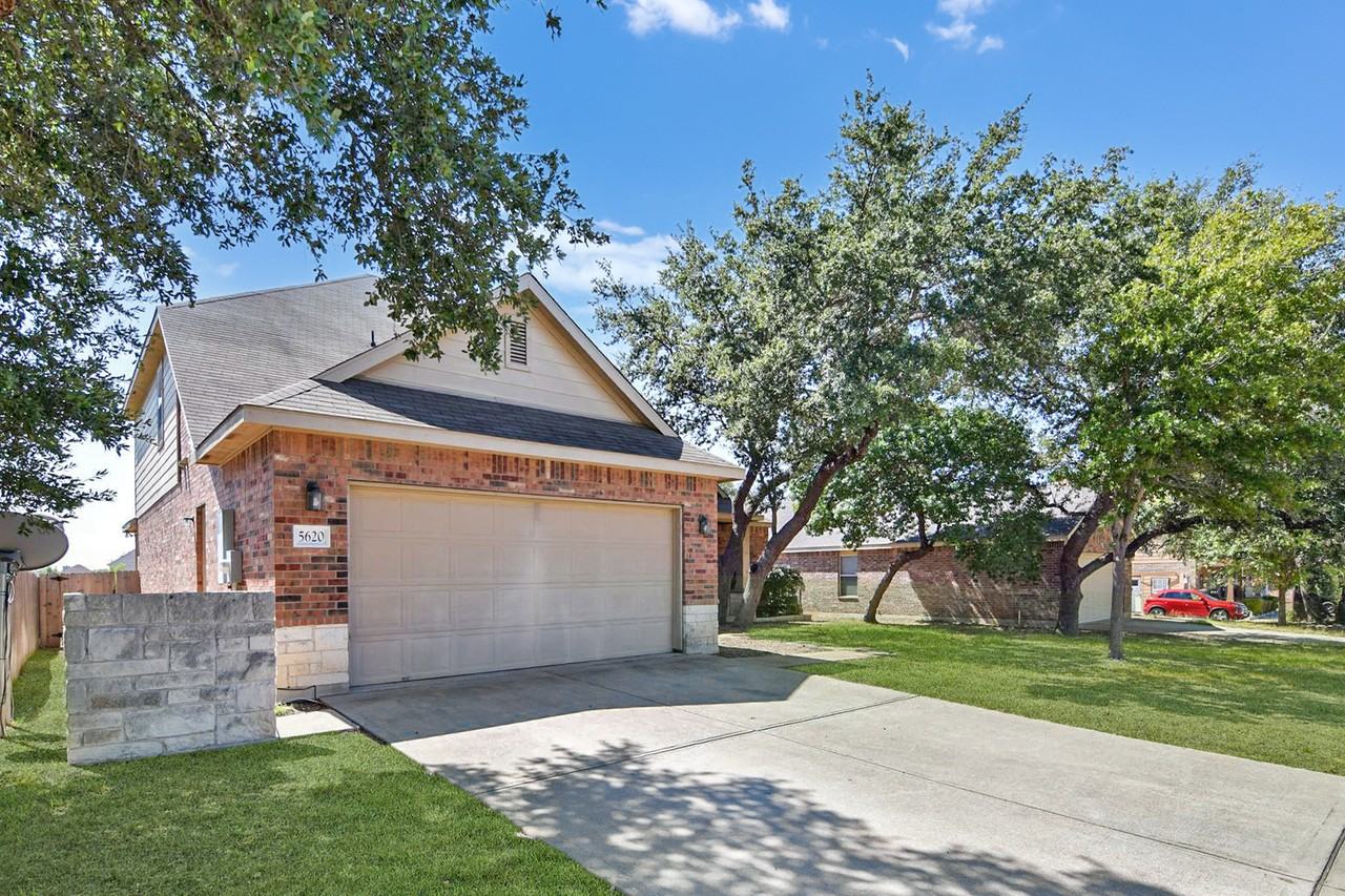 5620 Siltstone Loop - Photo 3 of 31