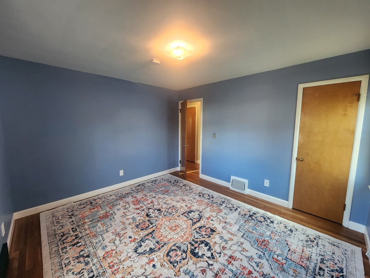 679 Dickerson Rd - Photo 6 of 18