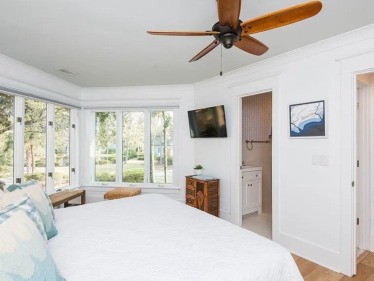4718 Tennis Club Villas - Photo 6 of 11