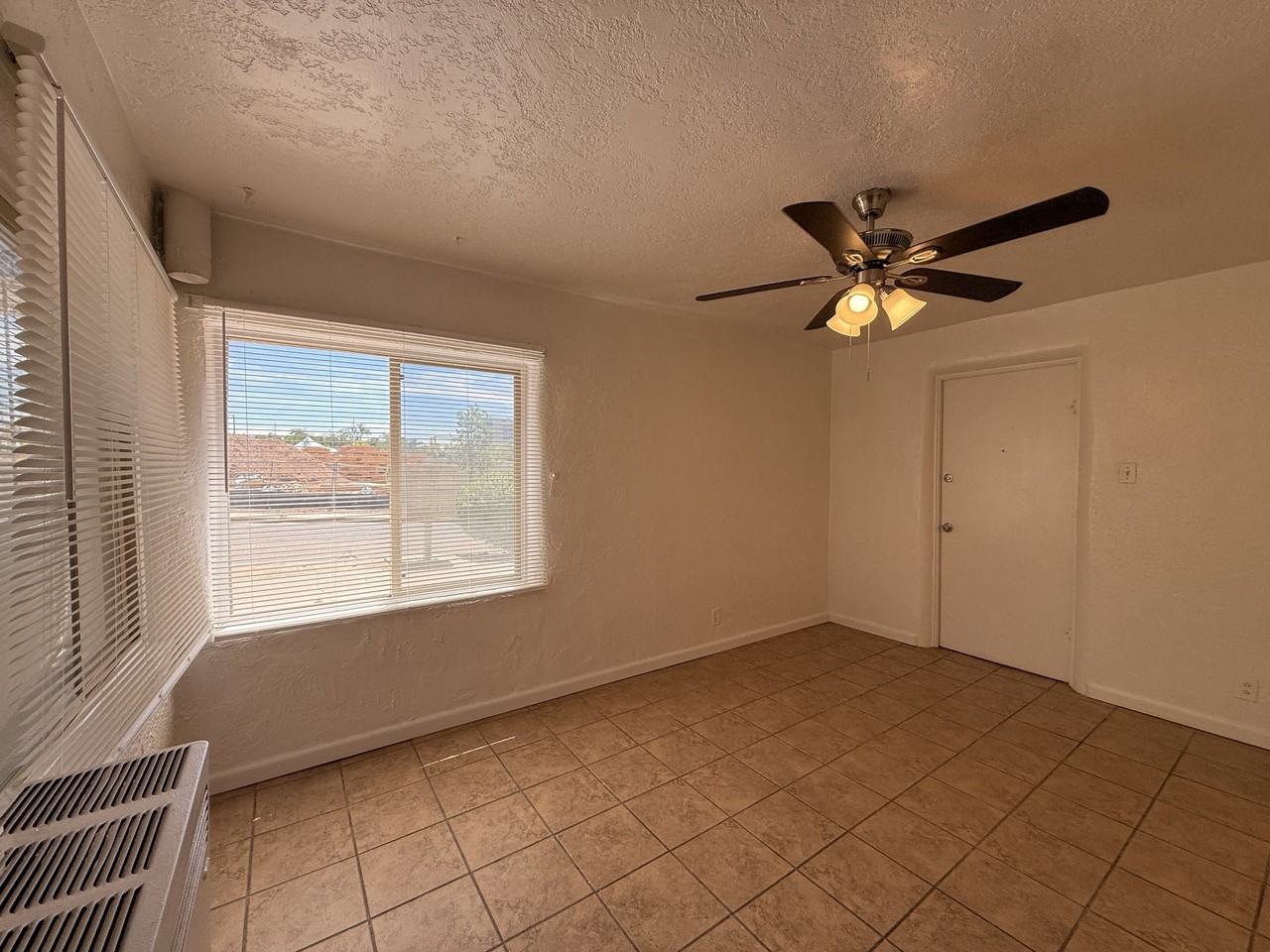 1211 Copper Ave Ne - Photo 3 of 17