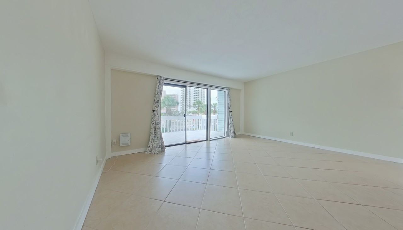 8522 Gulf Blvd #4 - Photo 2 of 21