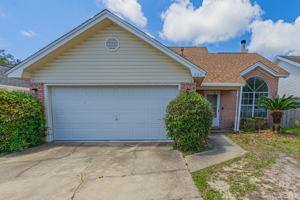 featured image of 924 Village Ln