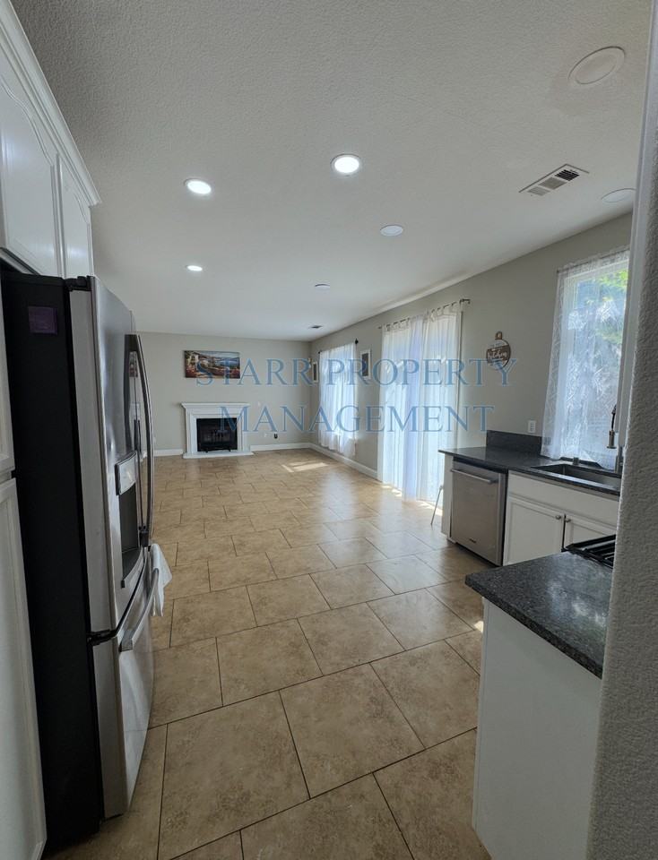 4919 Tyler Ct - Photo 5 of 28