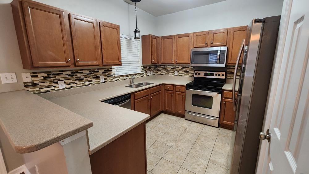 1268 Fallen Oak Dr - Photo 2 of 24