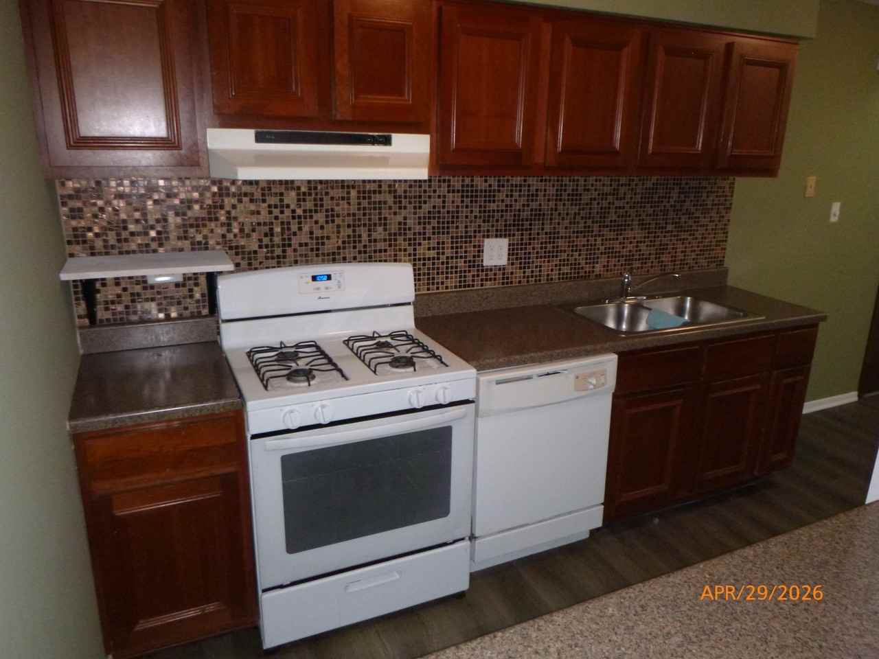 404 Pleasant Run Dr #F - Photo 2 of 8