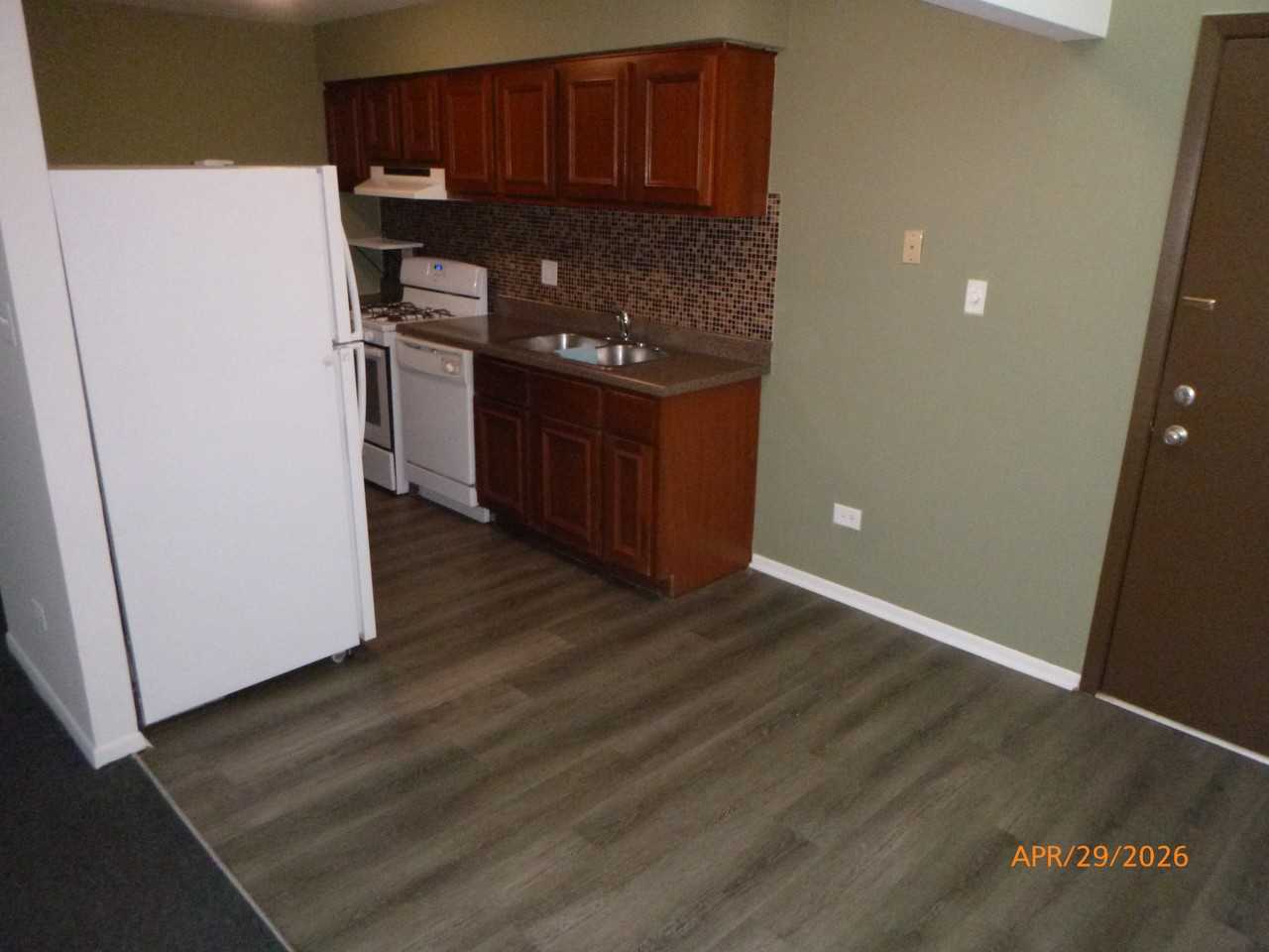 404 Pleasant Run Dr #F - Photo 5 of 8