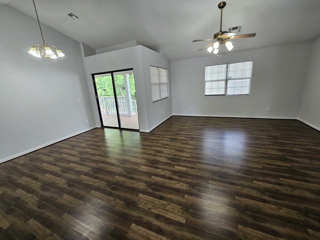 2908 N Fonshill Ave - Photo 3 of 23