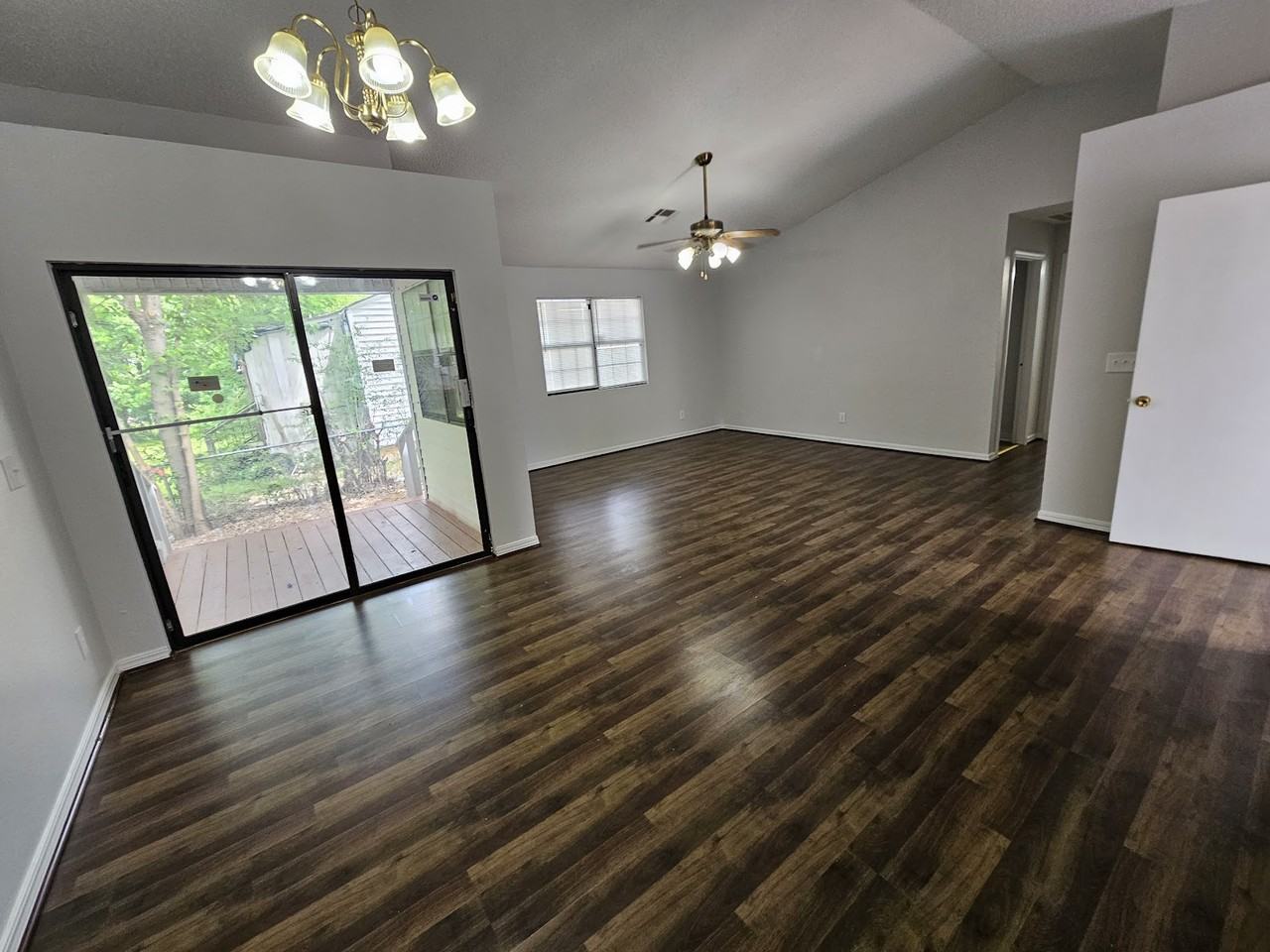 2908 N Fonshill Ave - Photo 4 of 23