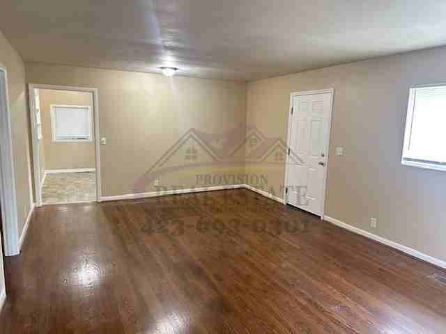 620 Willow St Nw - Photo 3 of 11