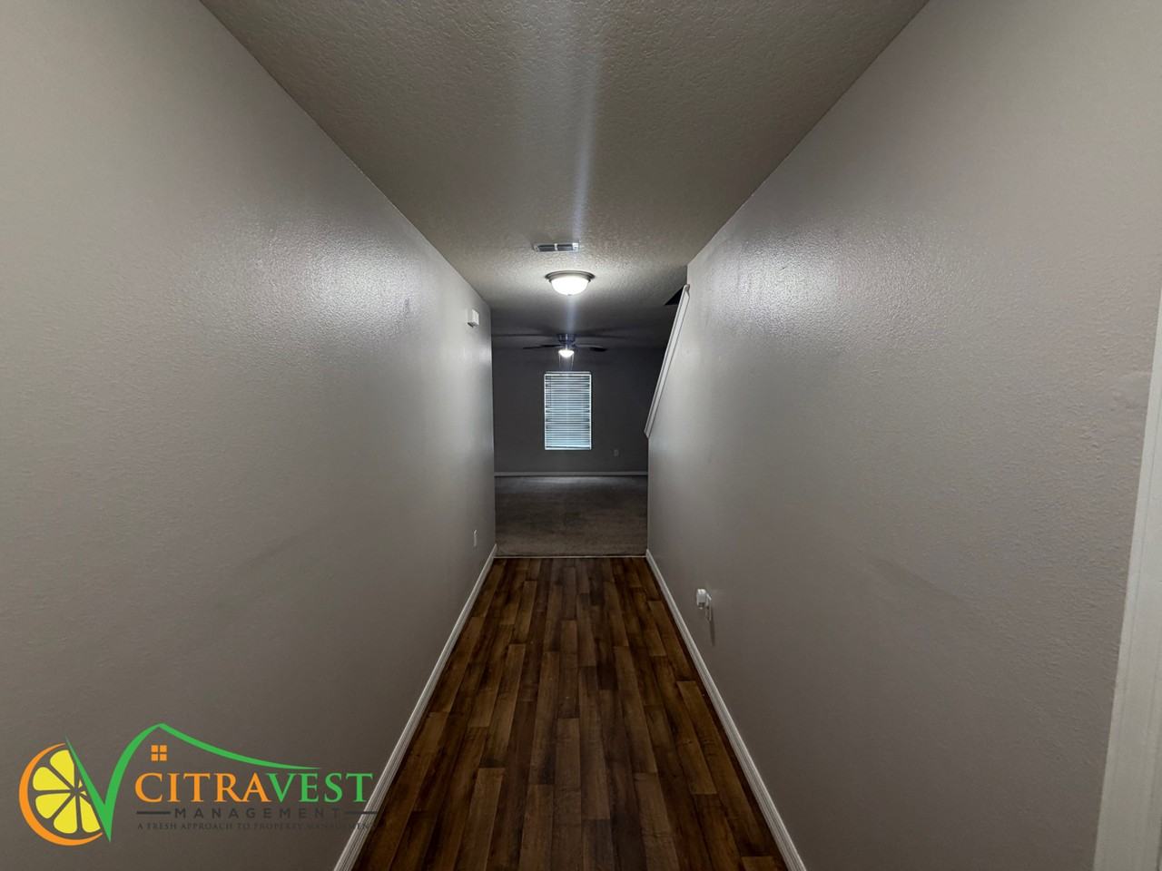 320 Kingfish Dr - Photo 2 of 10